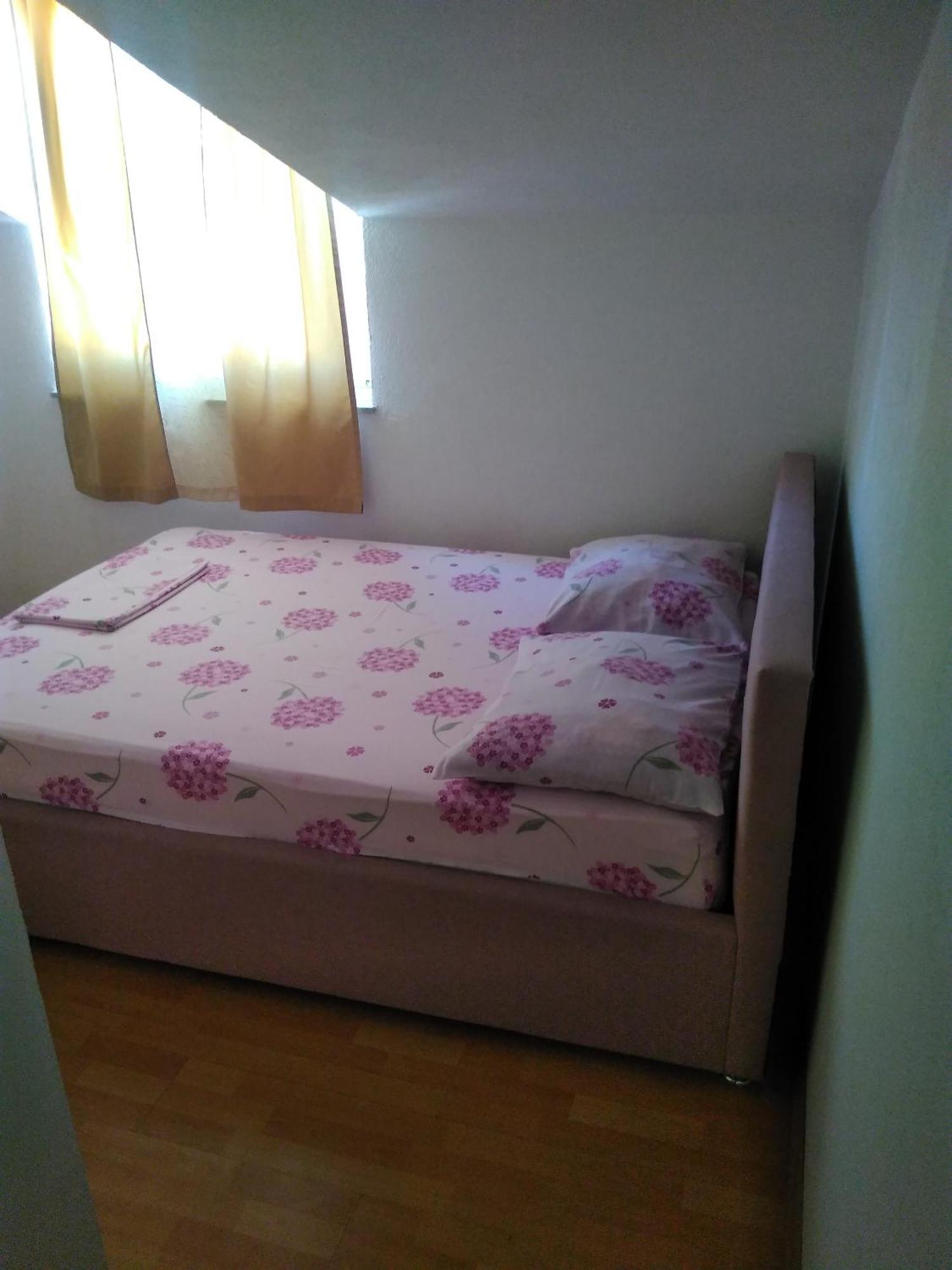 Apartments Mara Seget Vranjica Zimmer foto
